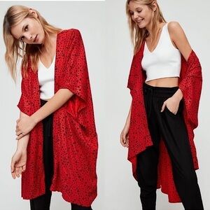 ARITZIA-“SUNDAY Best” Aitken Kimono in High Risk Red/Black (Size:S/M)